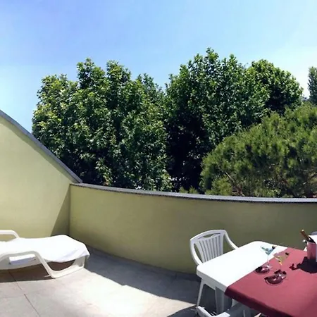 Fully Furnished On The Floor Appartement Bibione