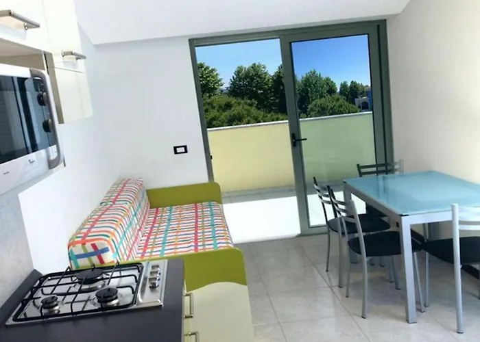 Fully Furnished On The Floor Апартаменти